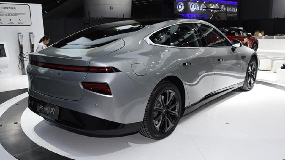 紅旗全新H7引領(lǐng)國(guó)產(chǎn)豪華轎車新篇章,最新消息匯總