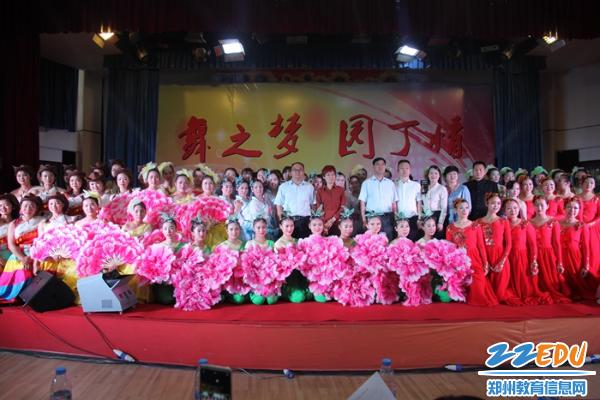 幼兒園2016年最新舞蹈,幼兒園2016年最新舞蹈,友誼的旋律與愛的傳遞