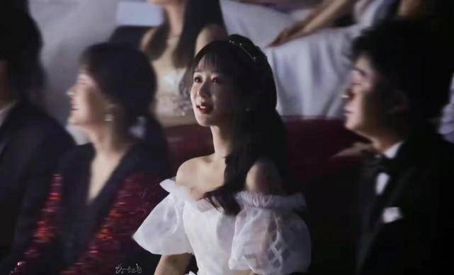 白白色新動態(tài)揭秘,背景、重要事件與不可忽視的地位