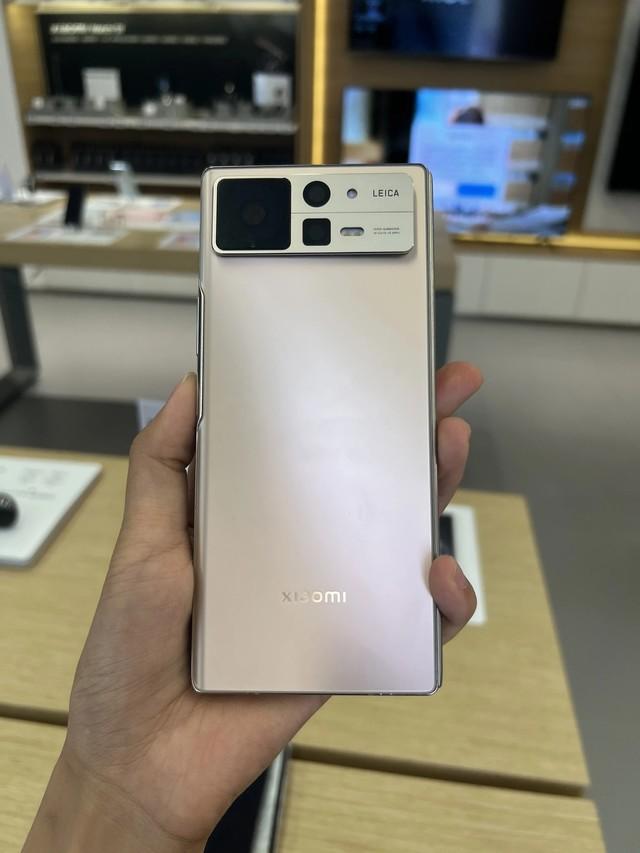 Mix 2手機(jī)上市時(shí)間解析,個(gè)人觀點(diǎn)與立場(chǎng)