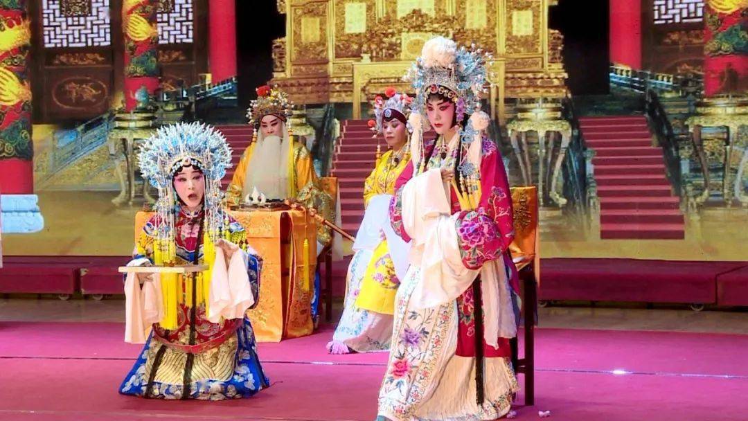 回溯經(jīng)典,奏劇最新背后的時代變遷與重大事件解析